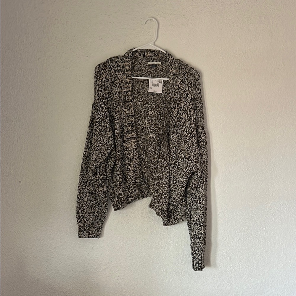 Women's Black and White Sweater